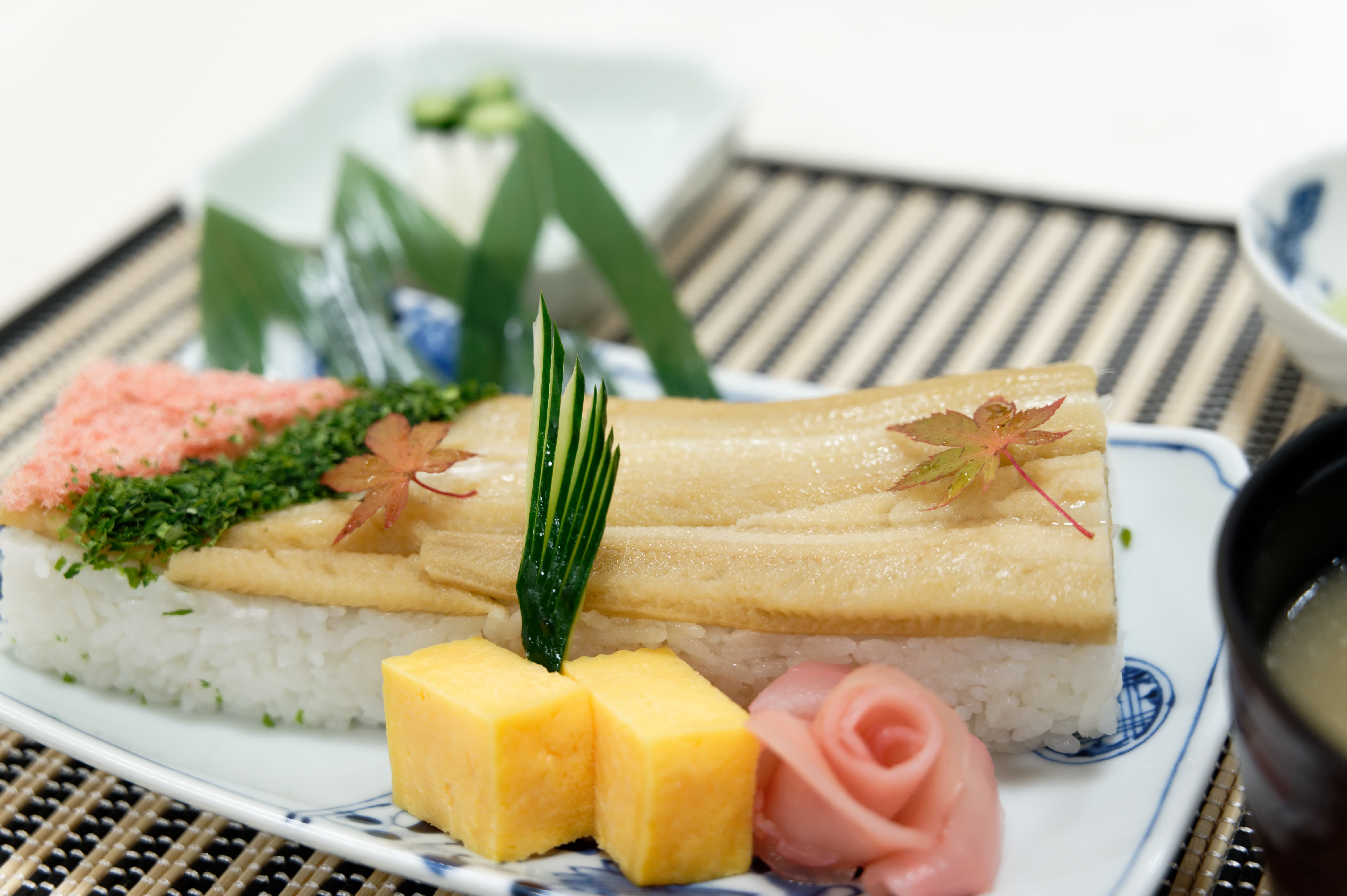 和朝食　穴子寿司